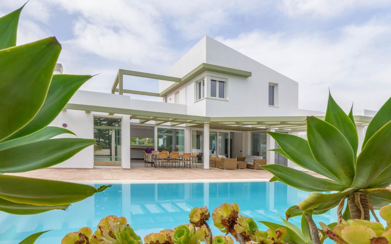 Villa Santandria Grupo Seranova Luxury Hotel Сьюдадела Экстерьер фото